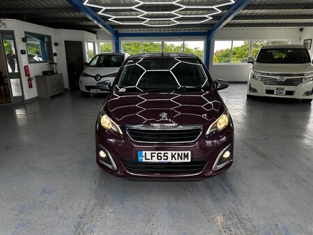 PEUGEOT 108 1.2 VTi PureTech Feline