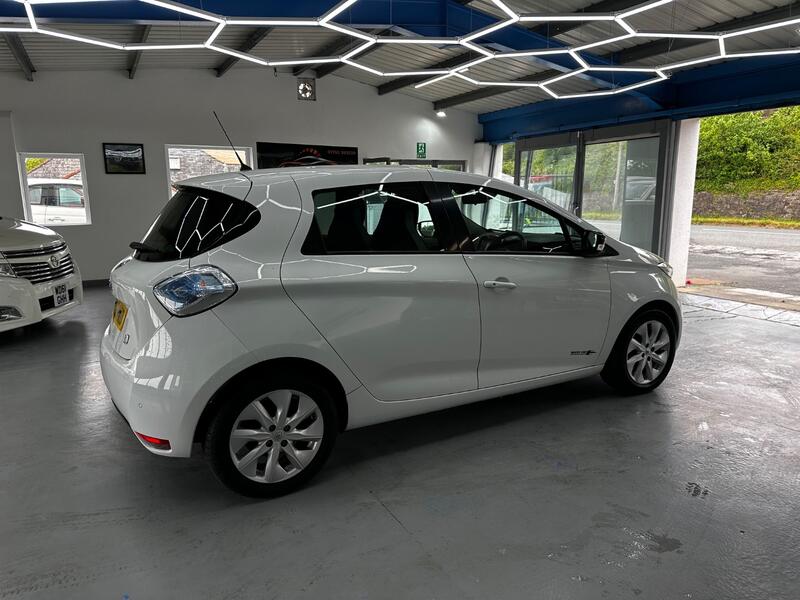 RENAULT ZOE