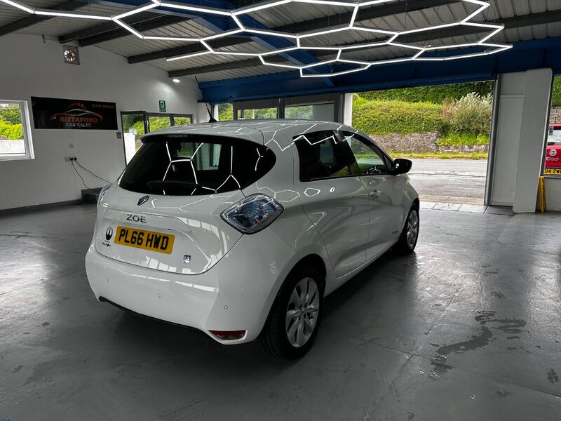 RENAULT ZOE