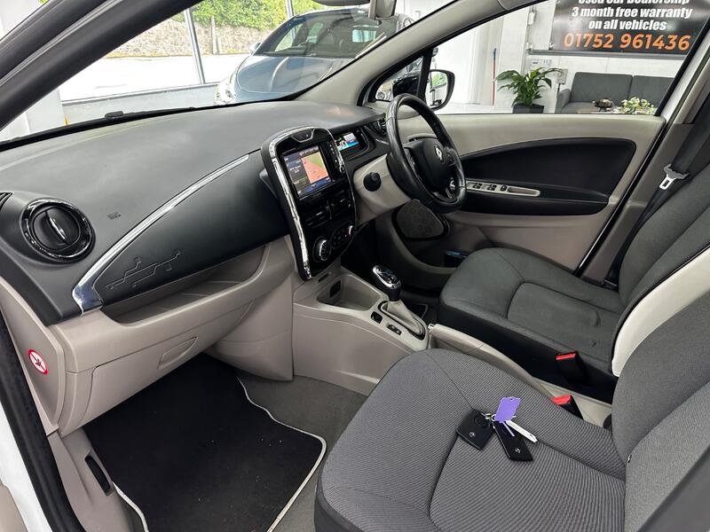 RENAULT ZOE