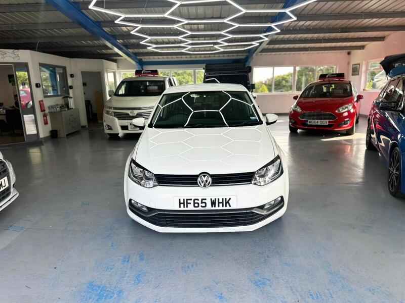 VOLKSWAGEN POLO 1.2 TSI BlueMotion Tech SE